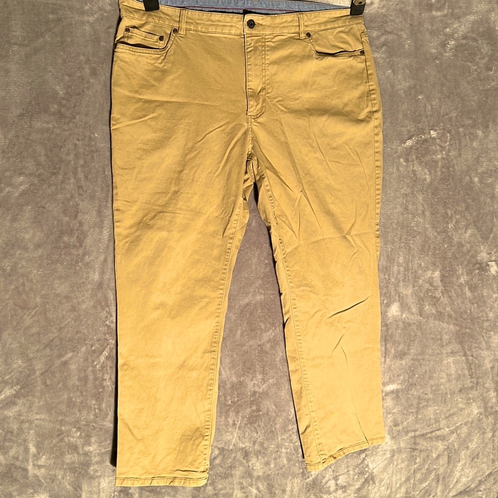 Mens LL Bean Lakewashed 5-pocket khakis. 40x30